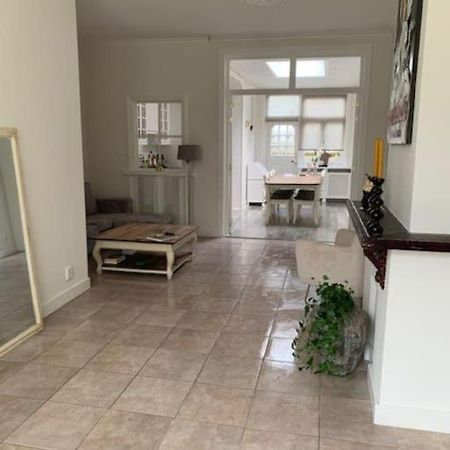 Een Heerlijke Woning Op Loopafstand Van Centrum! Леэварден Экстерьер фото